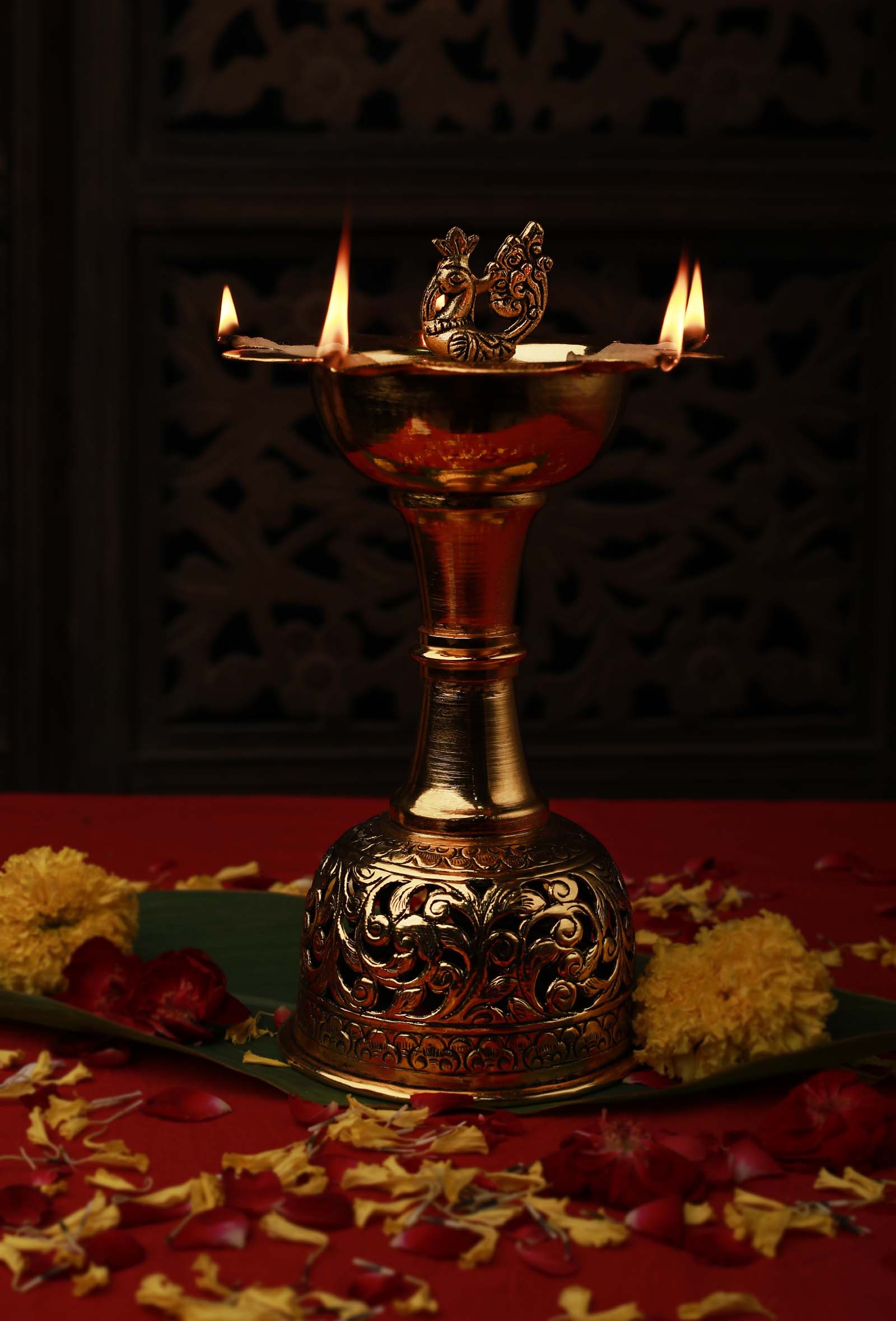 Parak Standing Panchmukhi Brass Diya