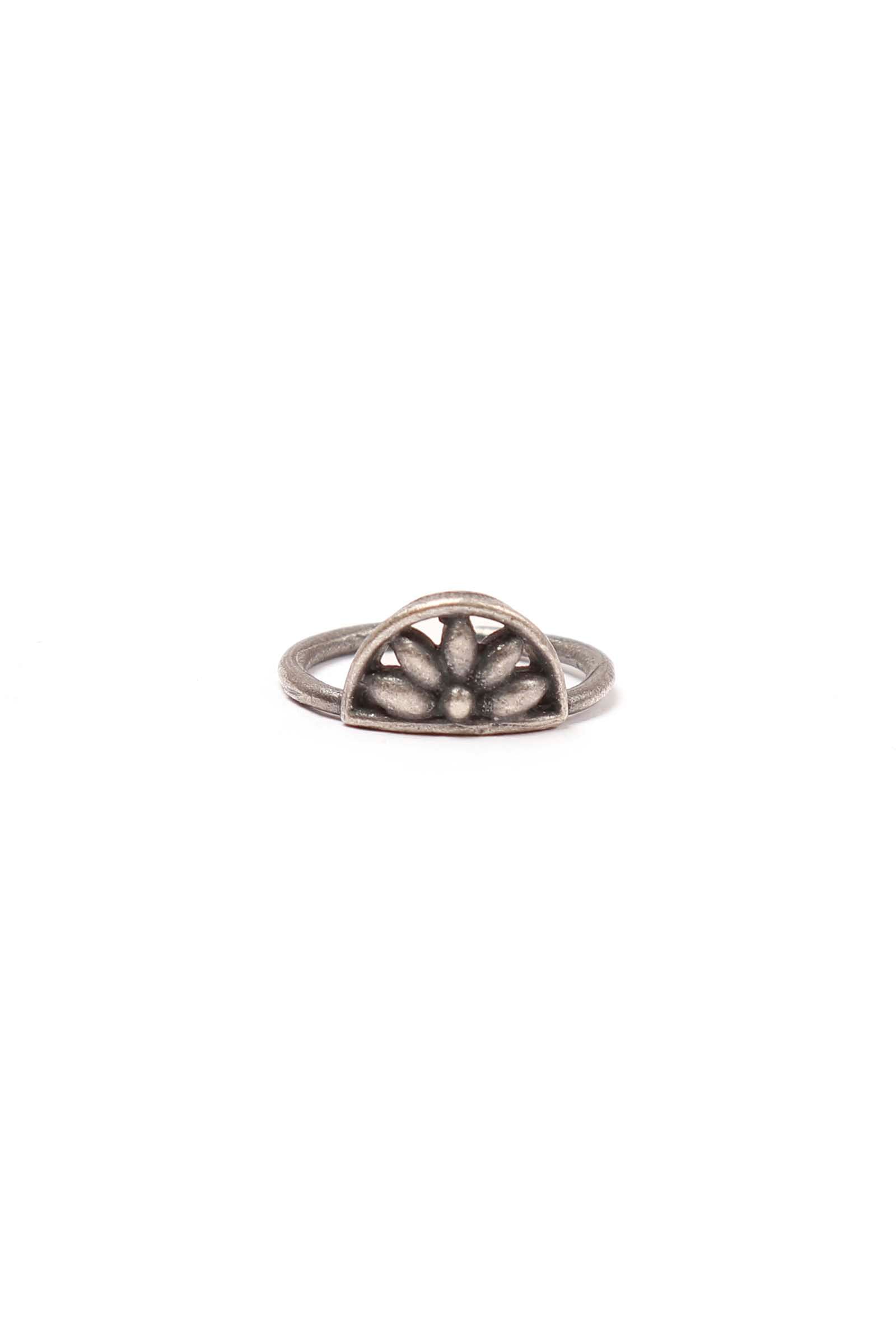 Set of 4: Parnika Silver Brass Toering