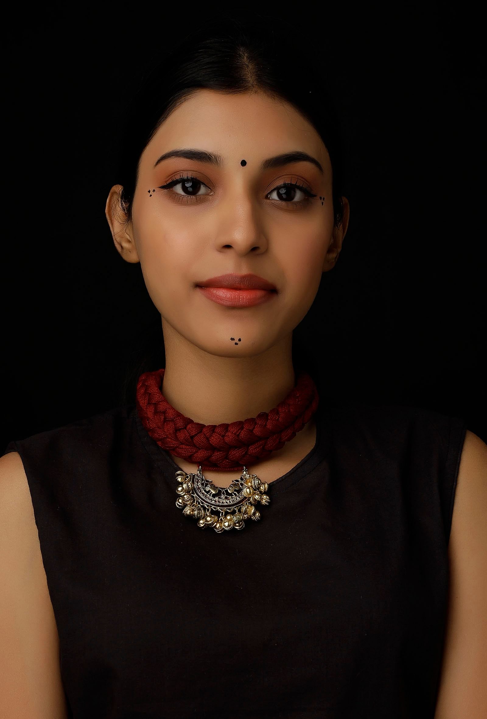 Mehreen Maroon Kundan Tribal Necklace