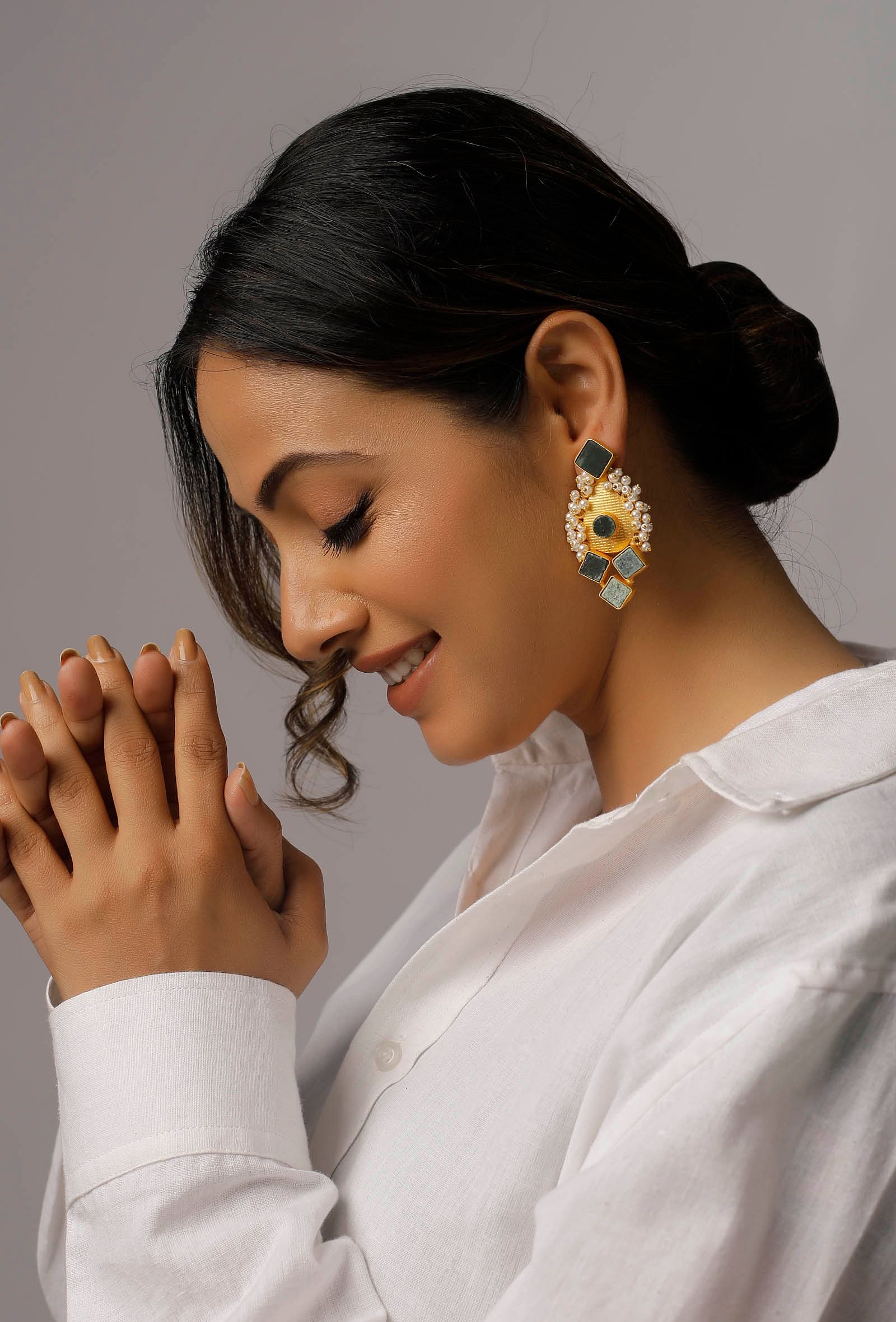 Auster Gold Stone Pearl Earrings