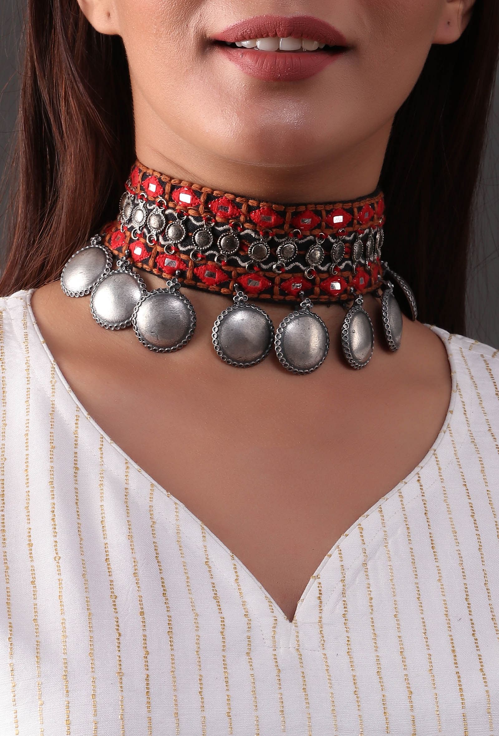 Advaika Kutch Silver Necklace