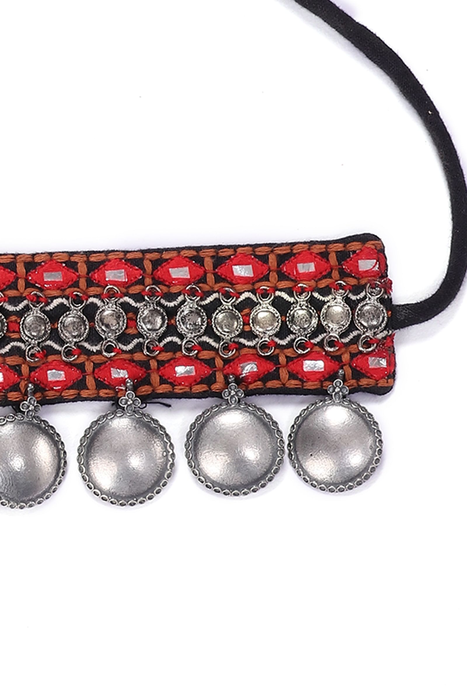 Advaika Kutch Silver Necklace