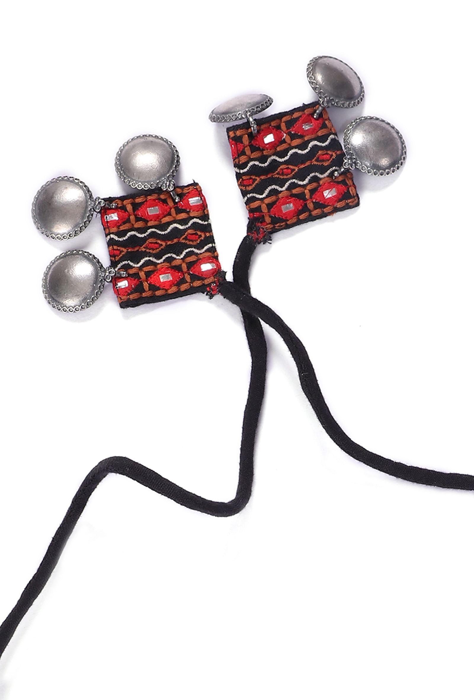 Advaika Kutch Silver Necklace