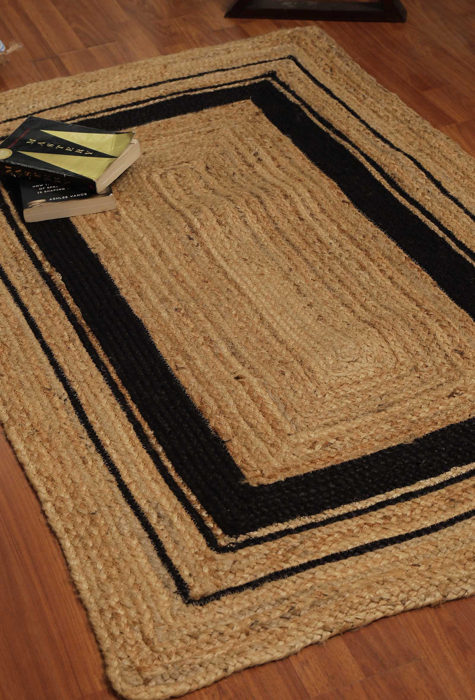 Savannah Rectangle pattern Handcrafted Jute Rug