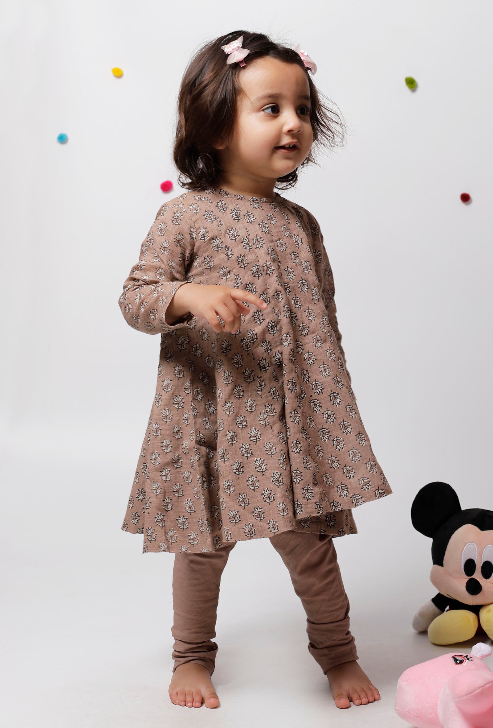 Set of 3 : Inaya Brown Floral Handblock Printed A Line Full Sleeves Kota Flared Kurta with Plain Cotton Elastic Choordiaar and Kota Dupatta