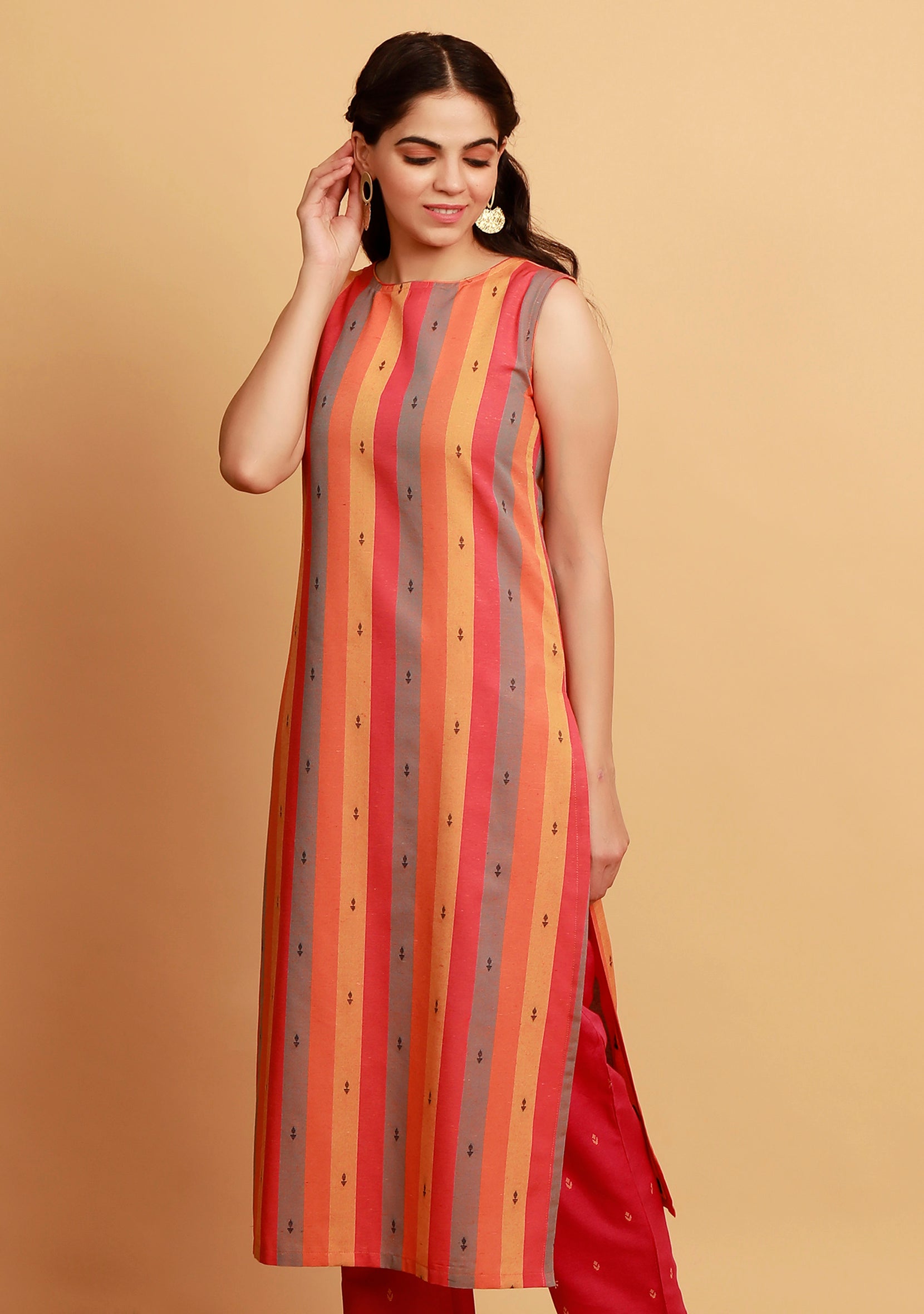 Pink Multicolor Straight Sleeveless Boat Neck Woven Kurta