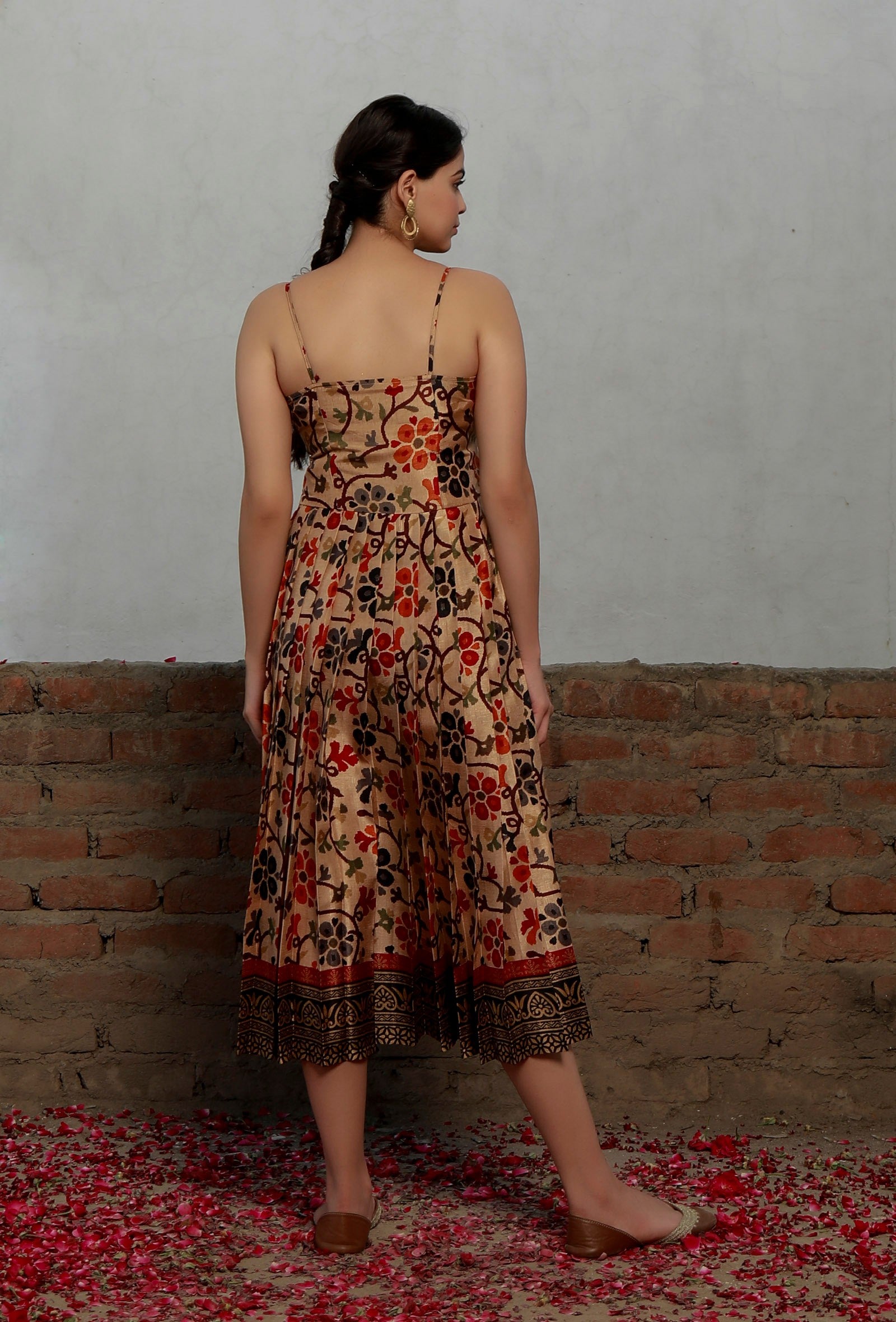 Beige Kalamkari Printed Cotton Silk Midi Dress With Single Buckle Belt