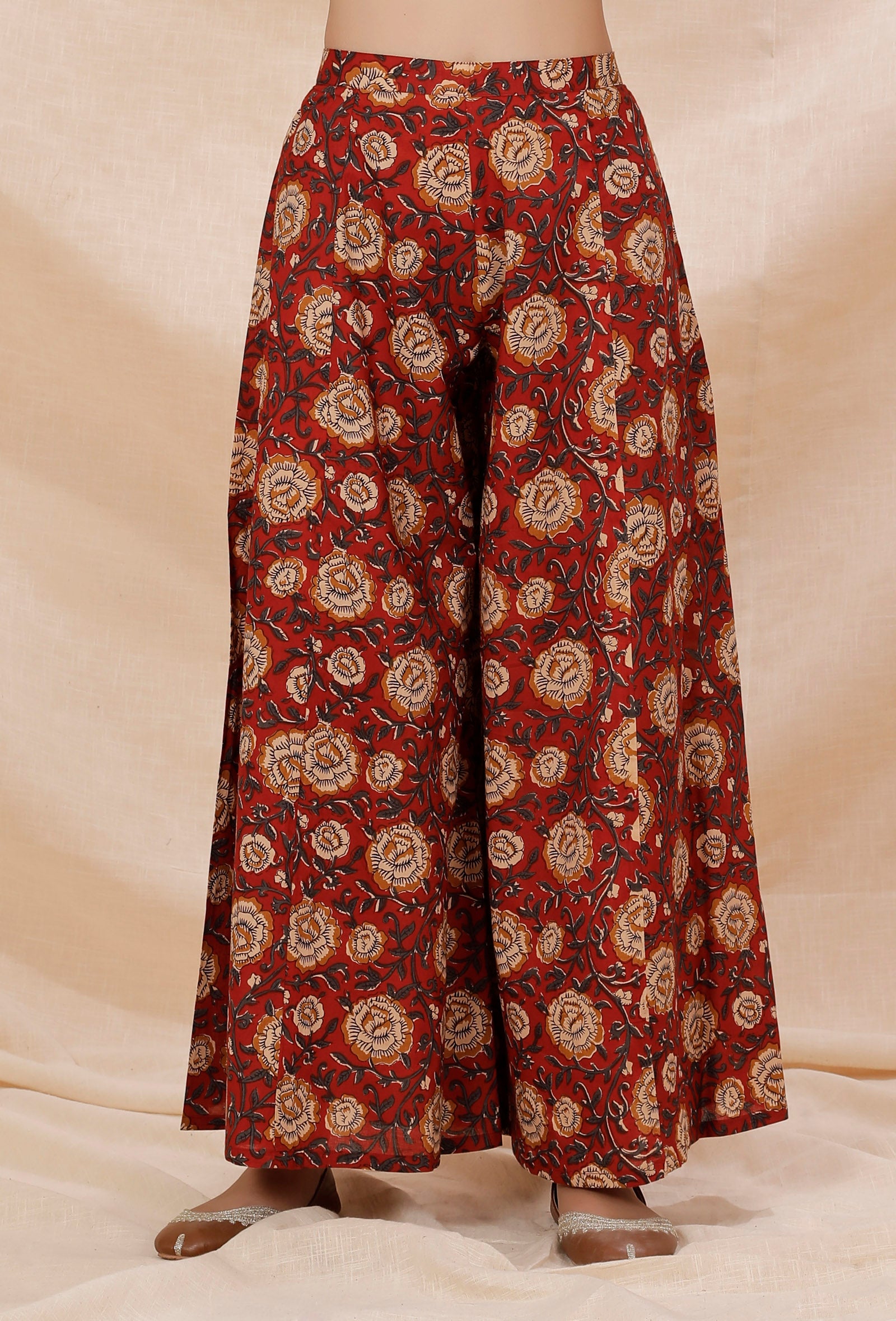 Set of 2: Rust Red Kalamkari Cotton Kurta With Flared Cotton Pants