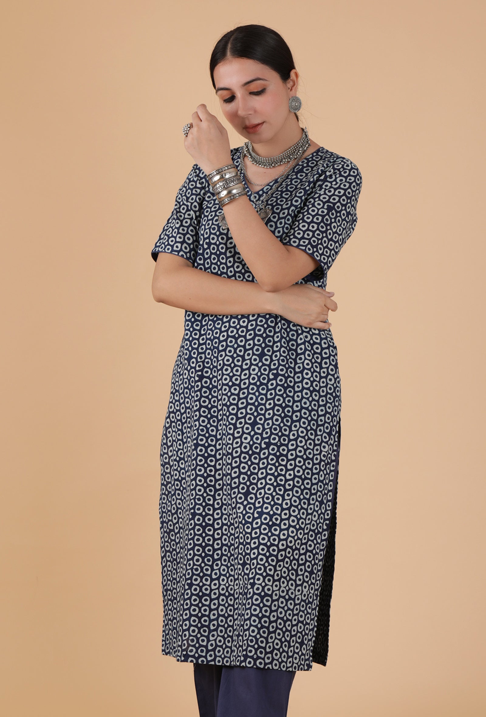 Aayushi Indigo Hand Block Printed Straight Kurta