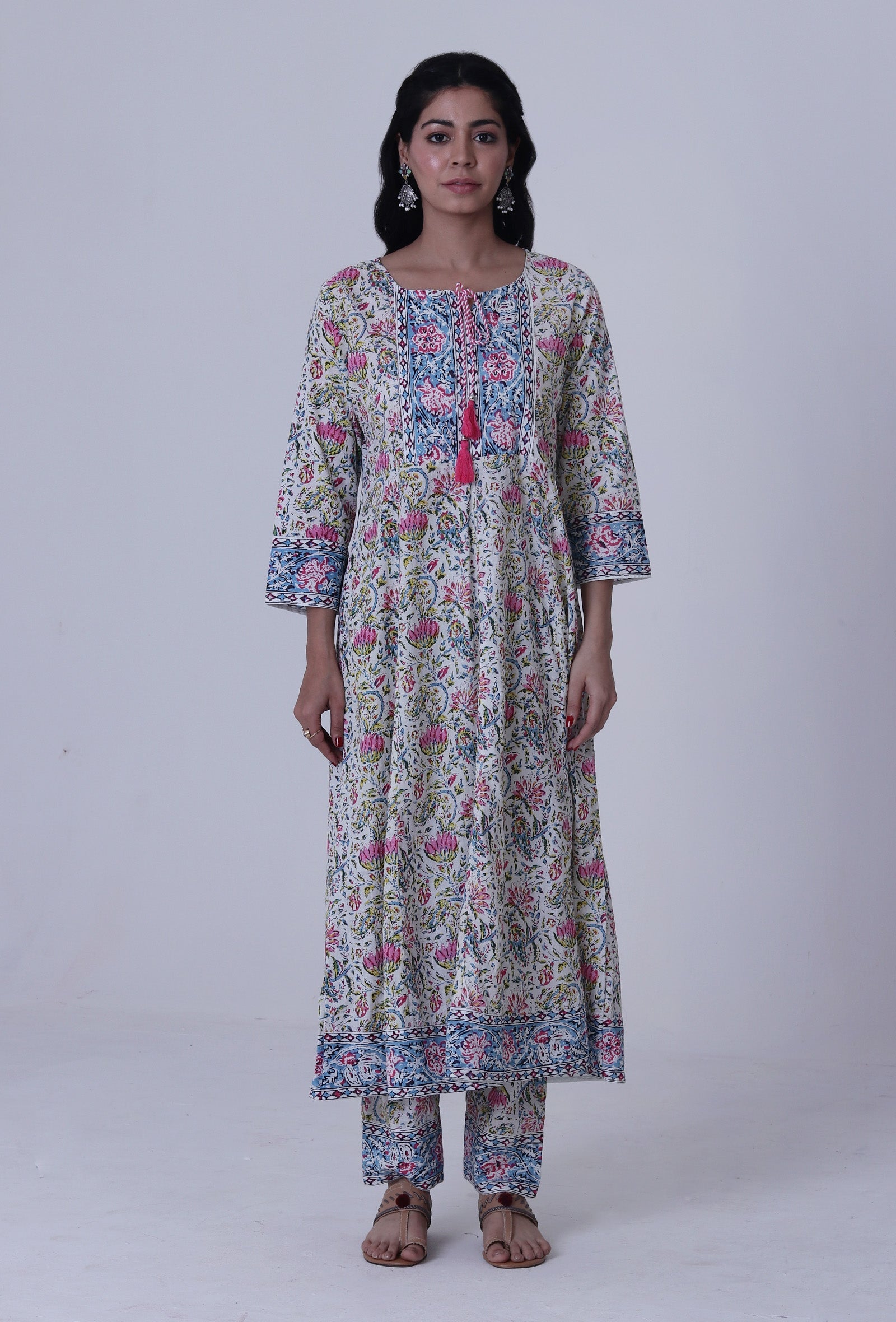 Set Of 2: Multicolor Motif Cotton Kurta & Pant Set