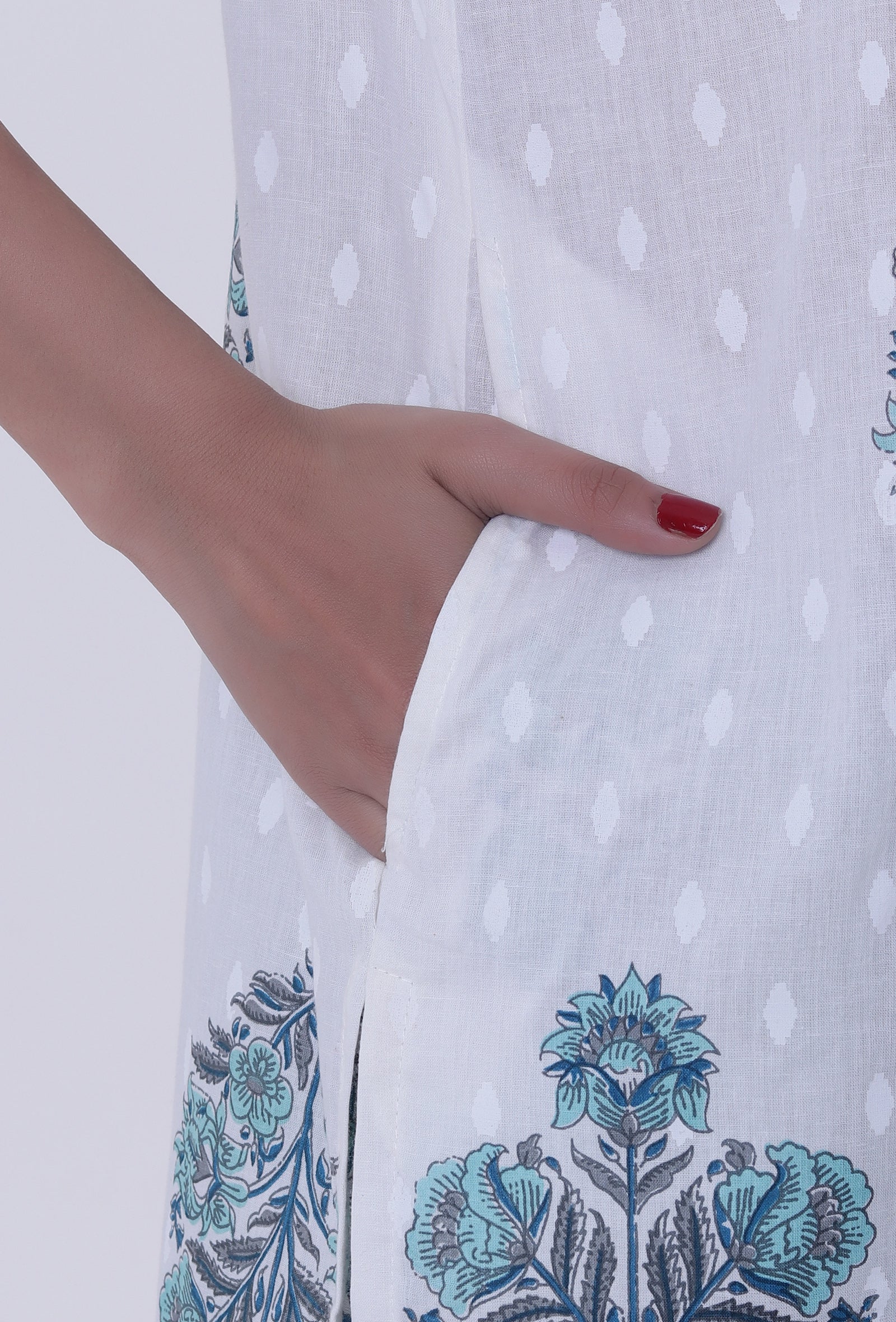 White Cotton Kurta With Blue Motif