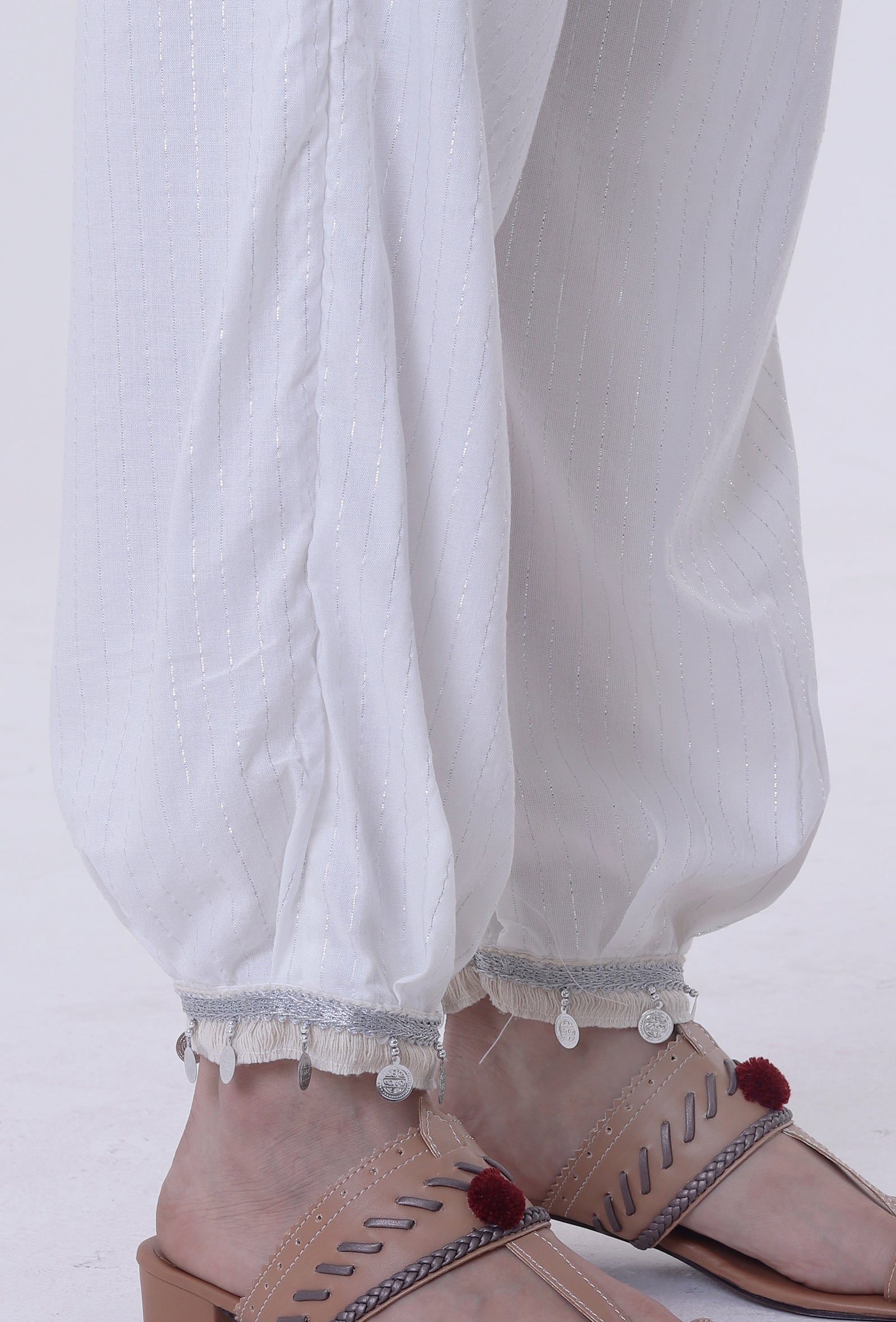 Set Of 2: White Lurex Kurta With Pant Set