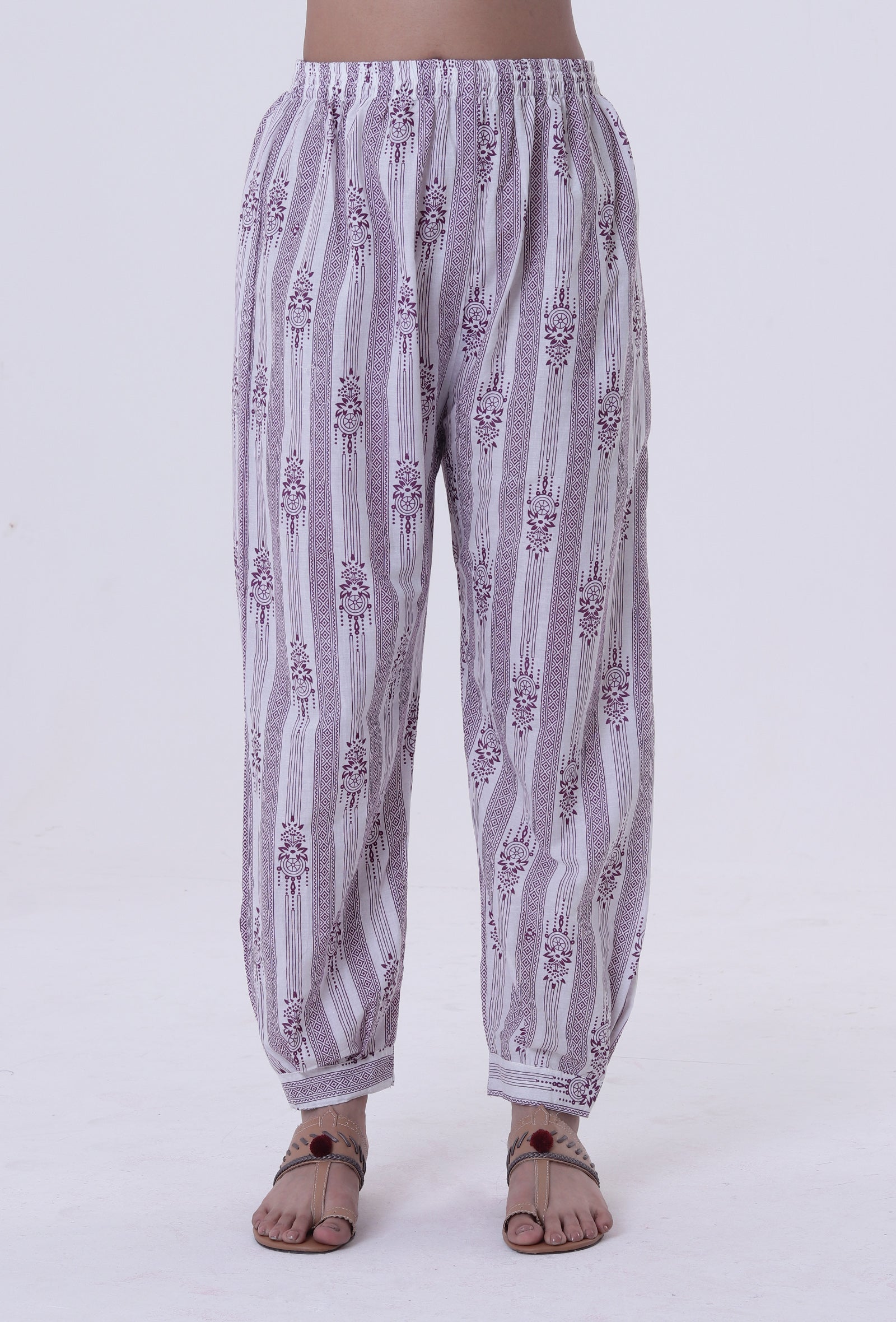 Set Of 2: White Cotton Kurta With Pant Set