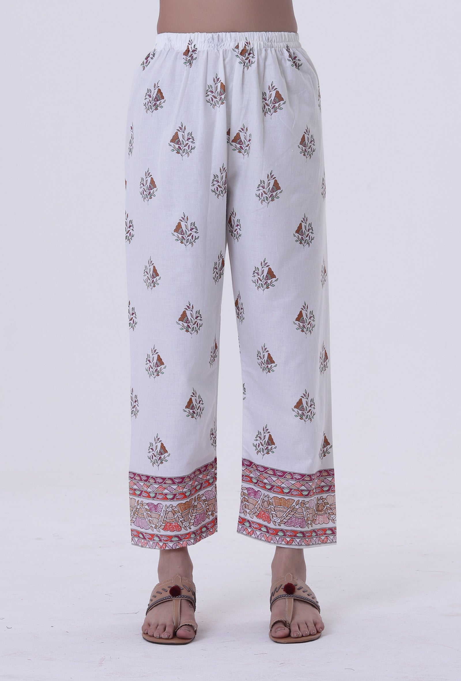 Set Of 2: White Cotton Kurta & Pant With Multicolor Motif