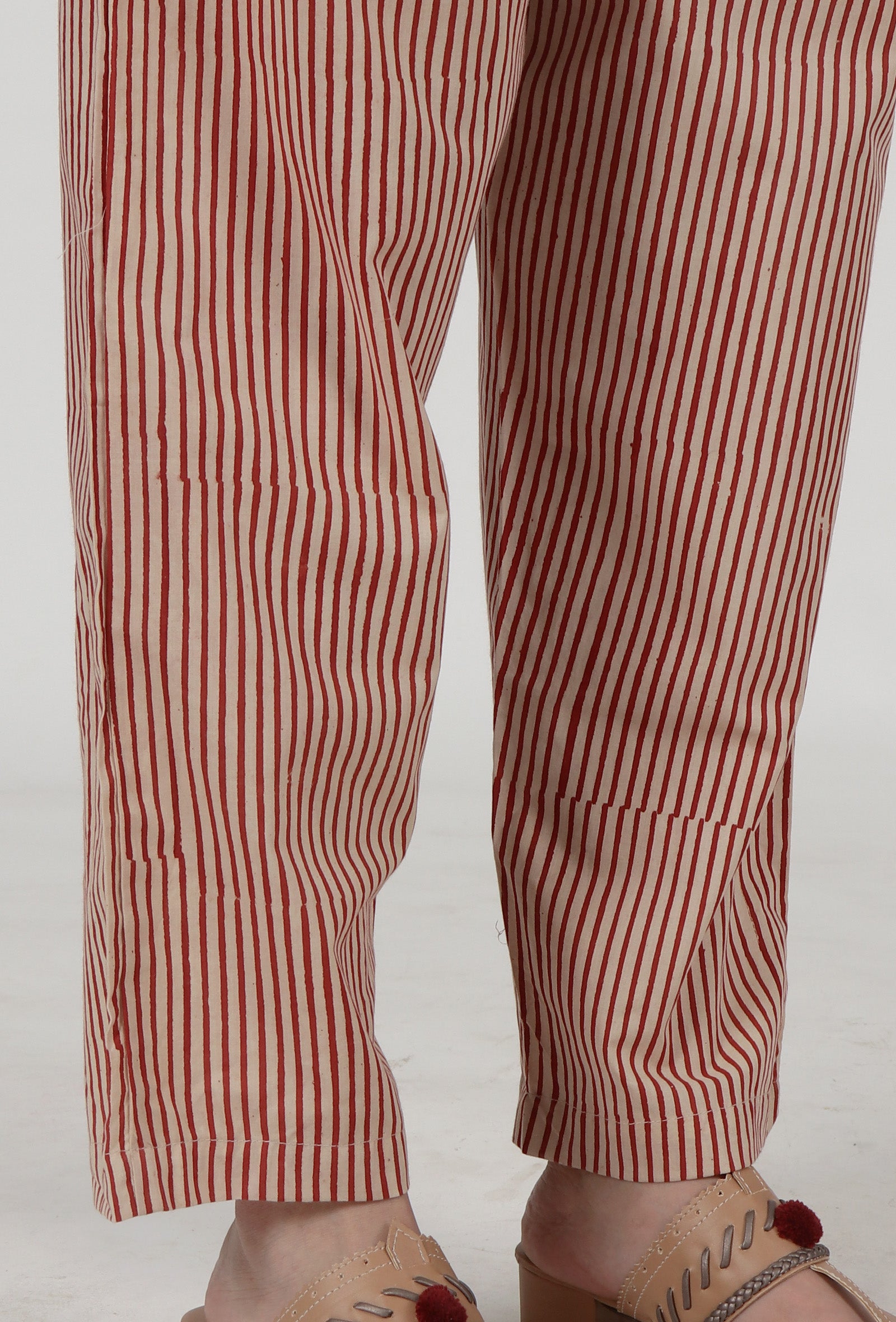 Ajrakh Printed White & Red Cotton Pant