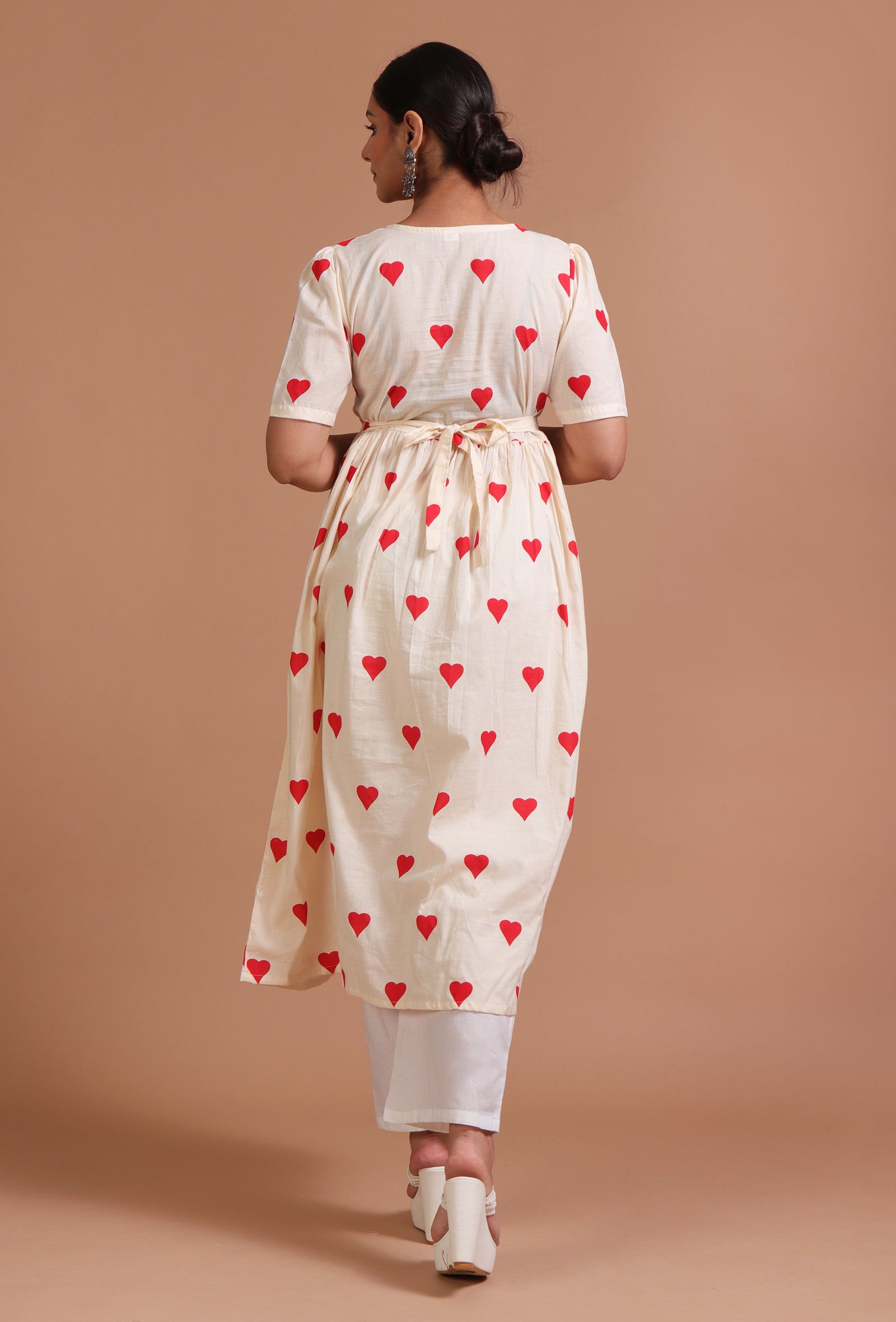 Set Of 2: Off White & Red Cotton Printed Kurta & Pant Set