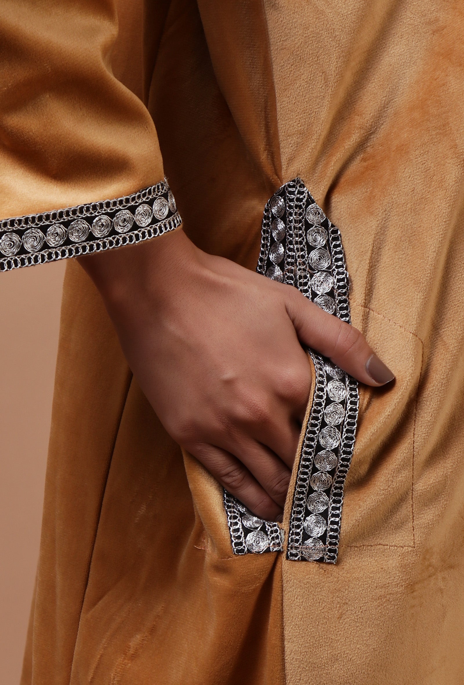 Beige Velvet Zari Embroidered Kurta, Pant And Dupatta Set- Free Size