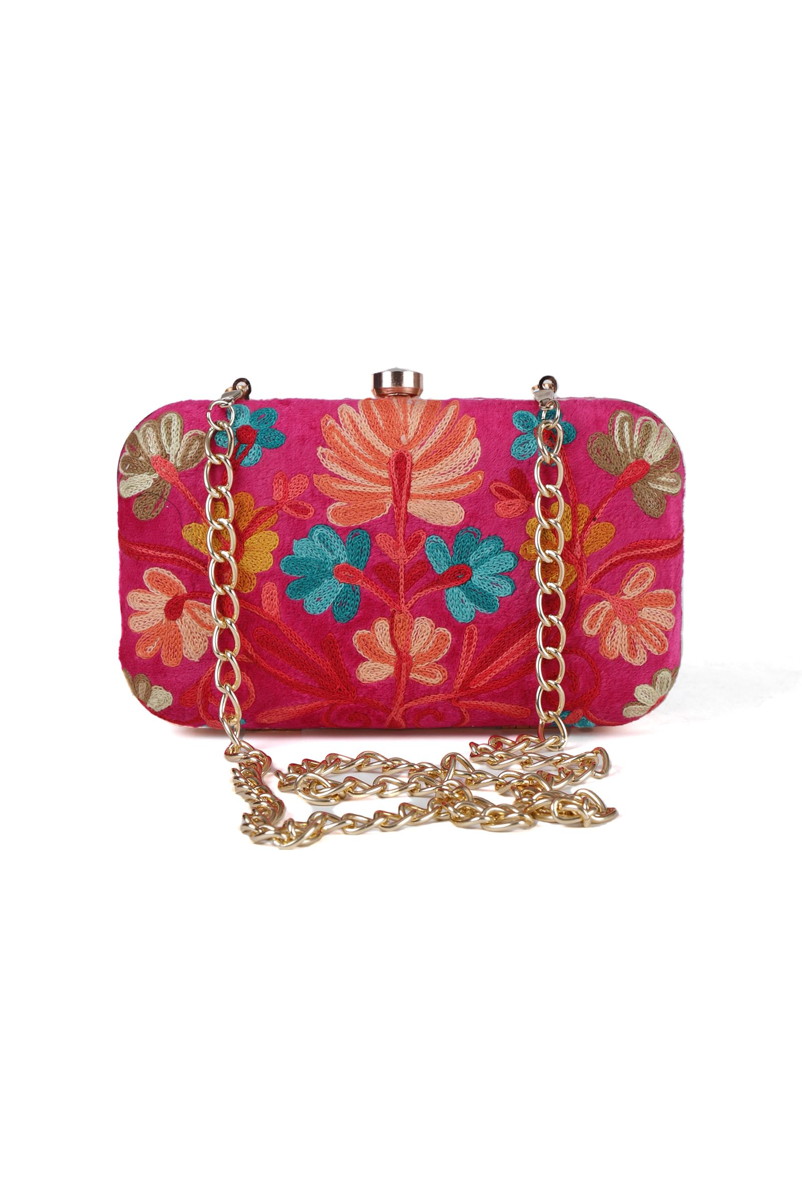 Pink velvety rectangular clutch