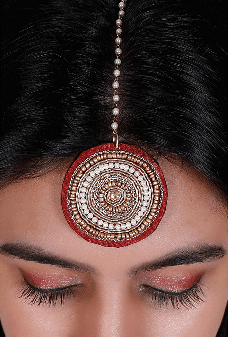 Zardozi Embroidered Raw Silk Maang Tika