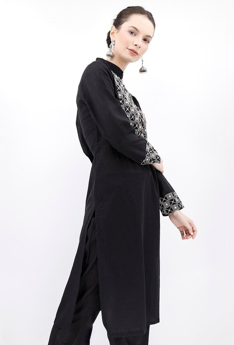 Black Collared Kurta With Kantha Embroidery