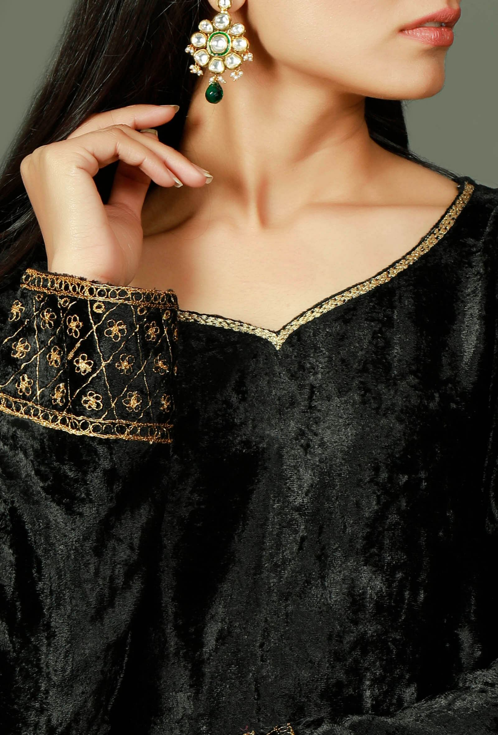Black Chenille Zari Embroidered Phiran