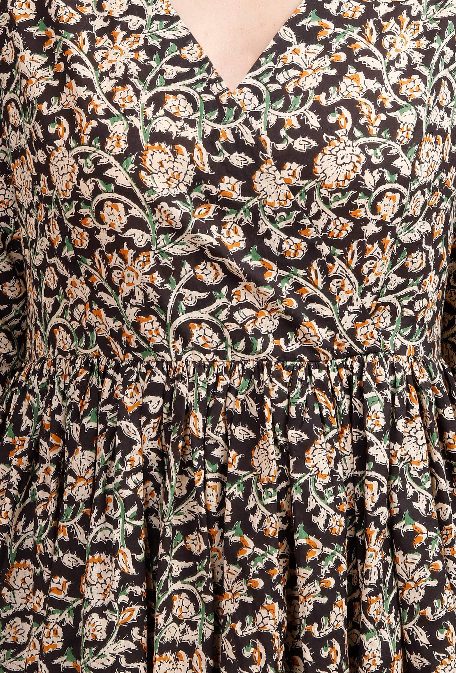 V-neck kurta for women
