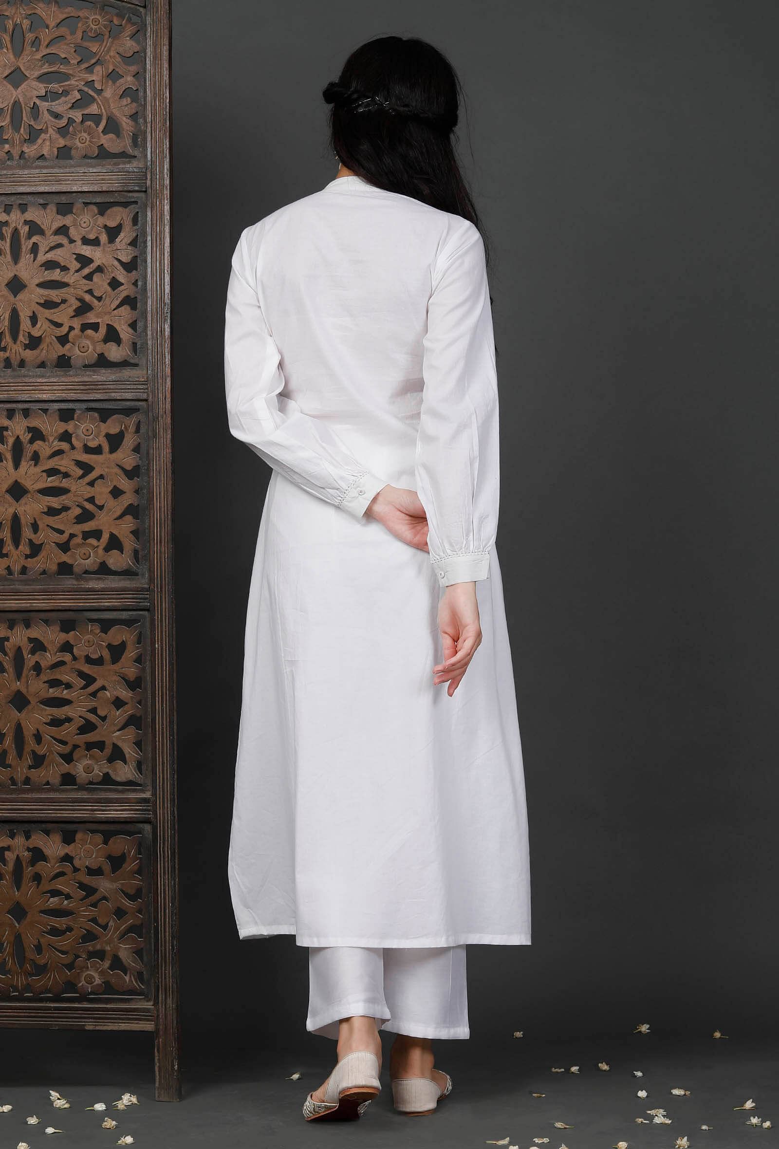 White Cotton Kurta With Zari Stitch Lines