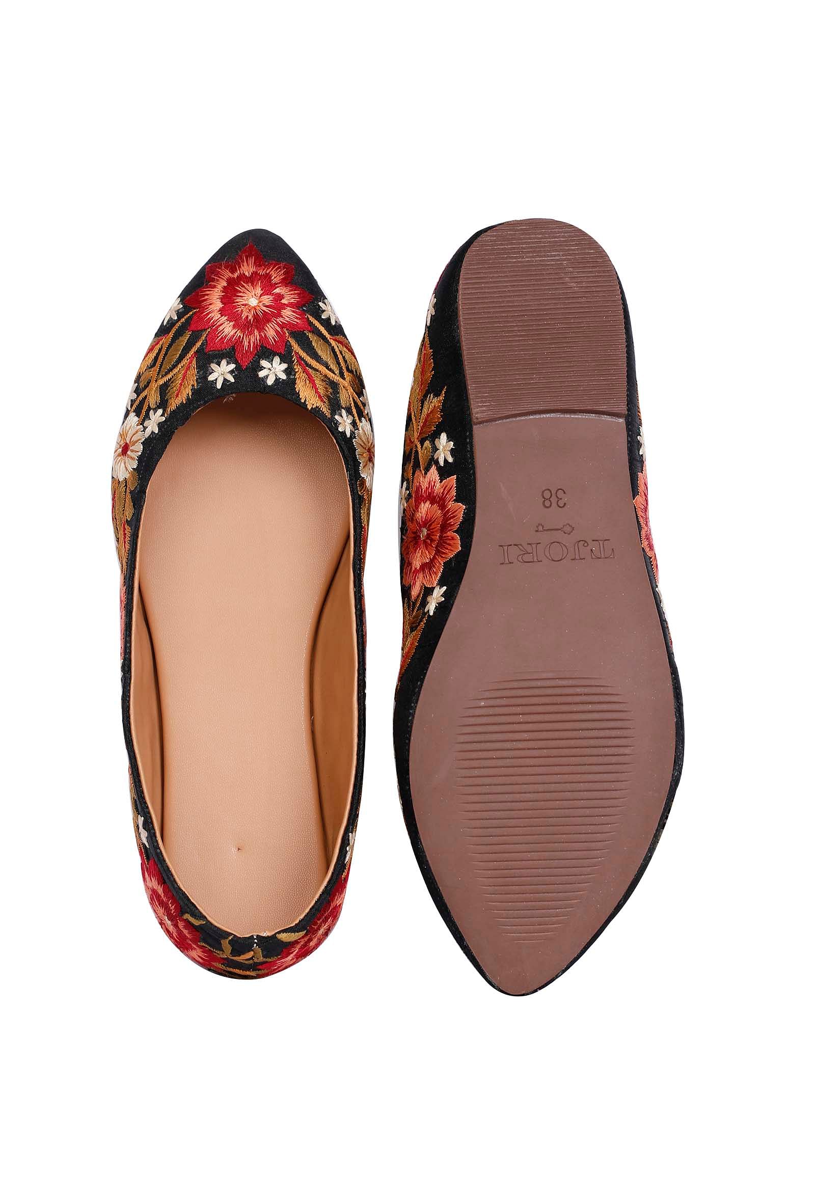 Shirim Black Fulkari Jutti