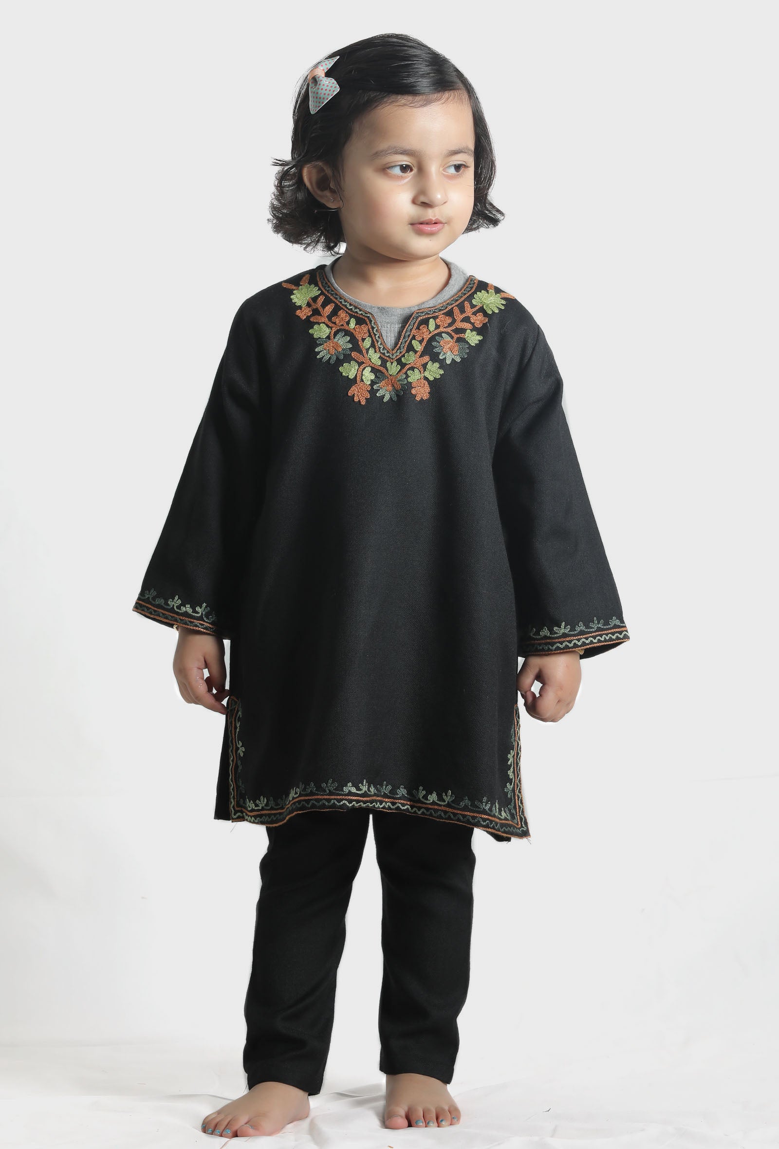 Onyx Black Pure Woollen Phiran set