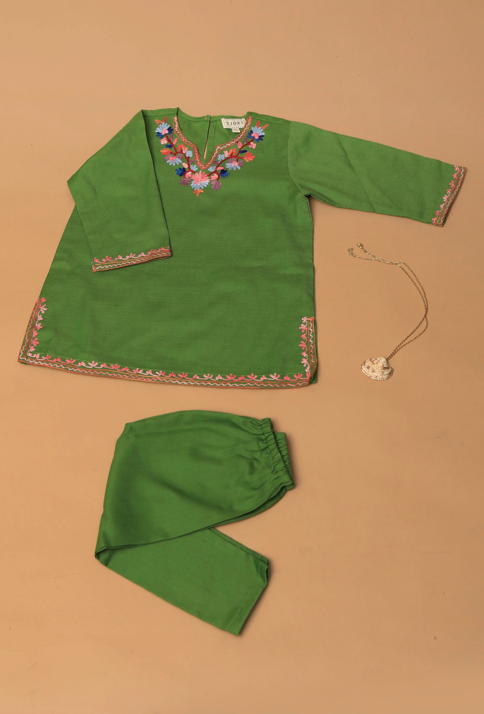Green Pure Woollen Phiran set