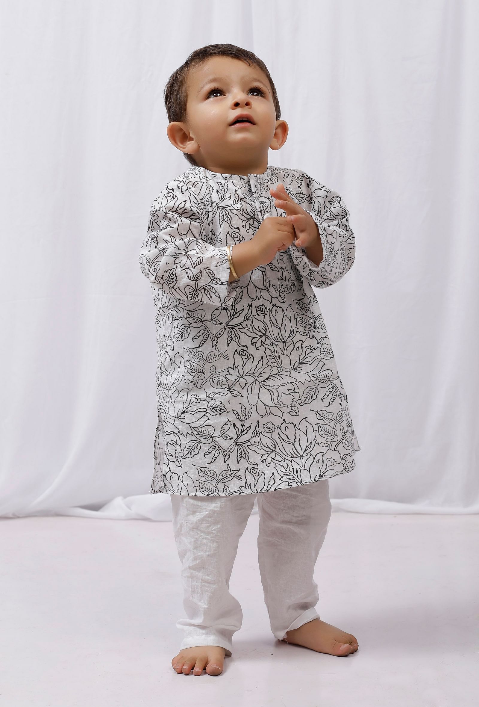 Set of 2: Black Hand Block Printed Cotton Kurta and White Pajama Set