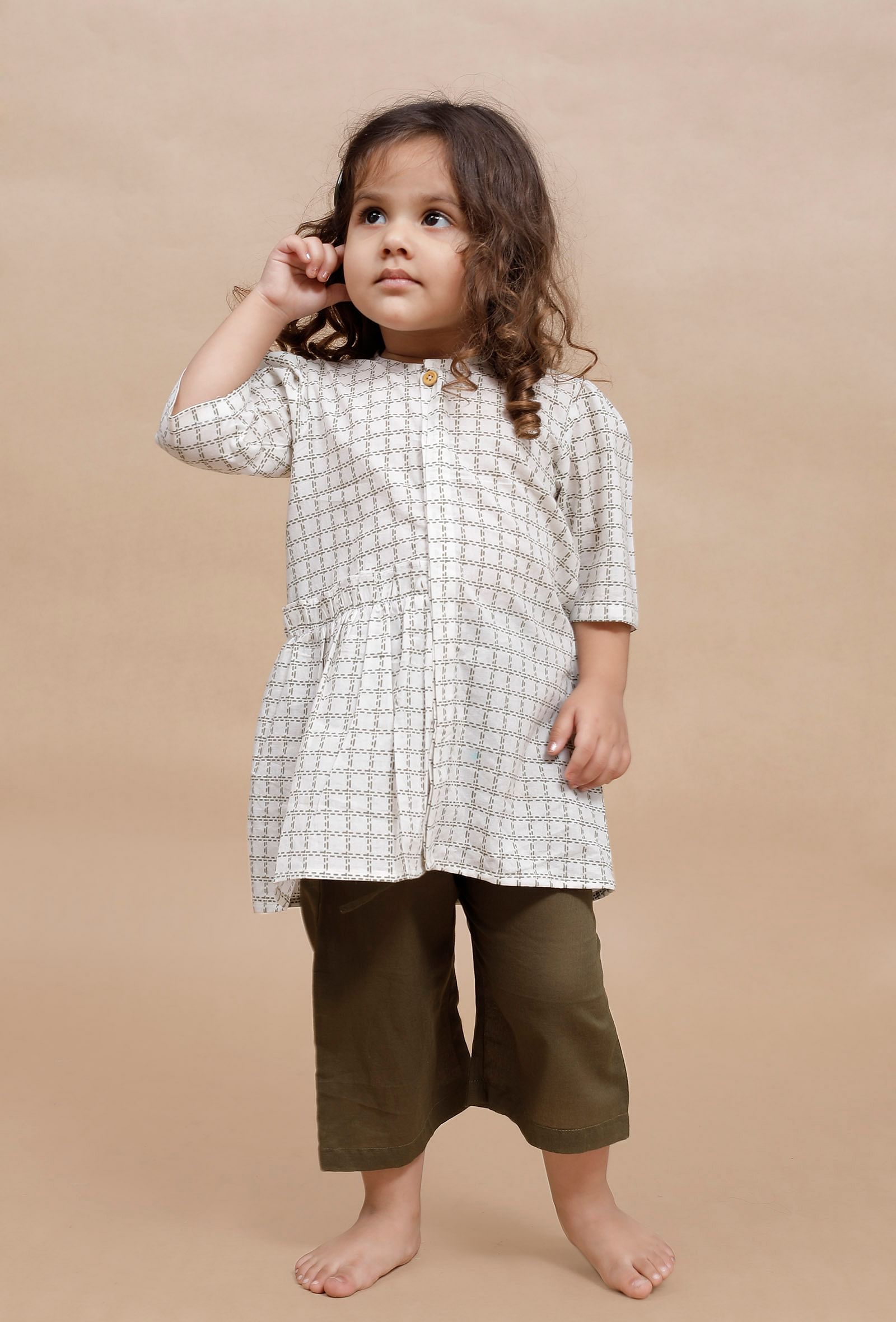 Set of 2: Off White Checked top and olive green flared Capri