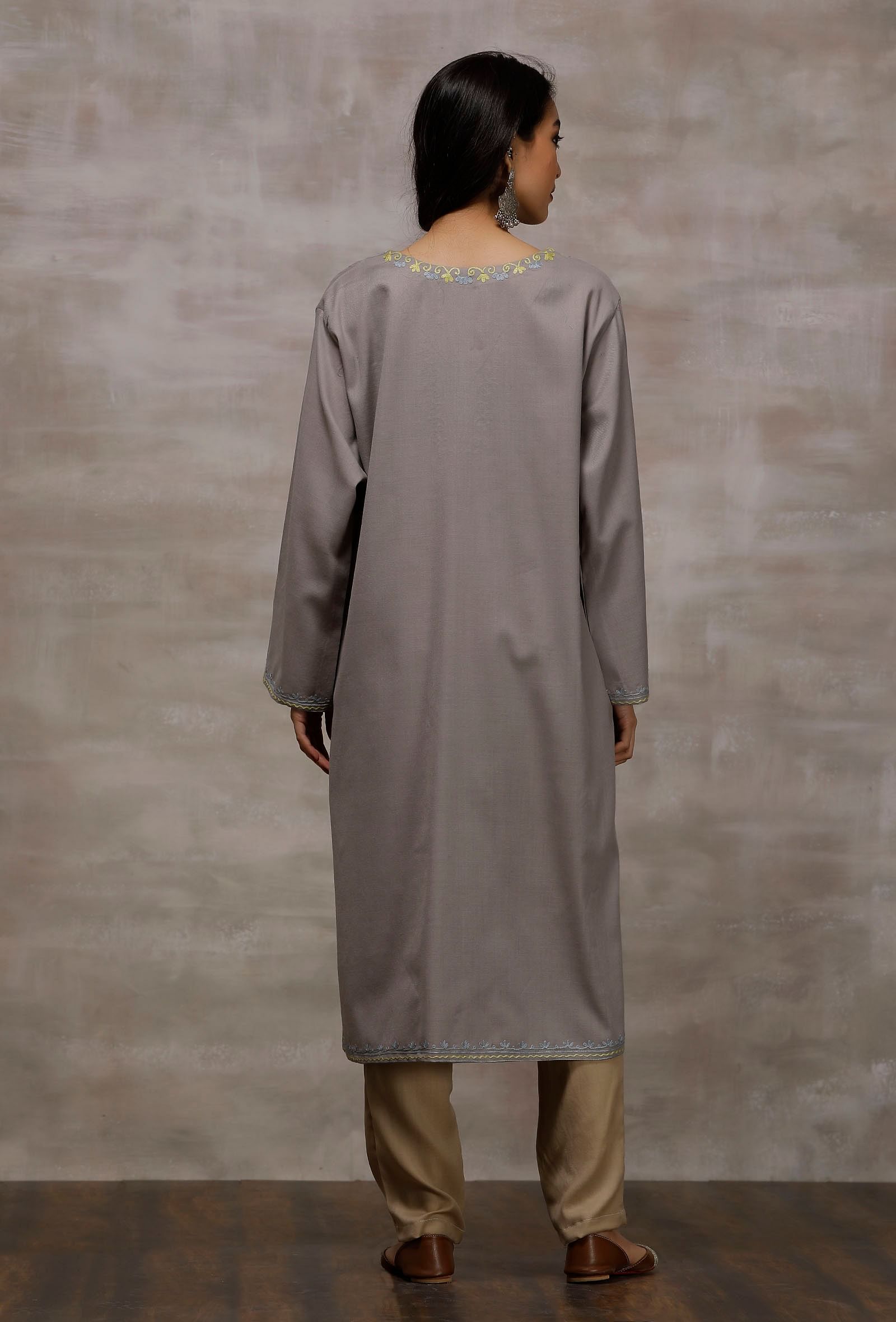 Grey Pure Woollen Phiran