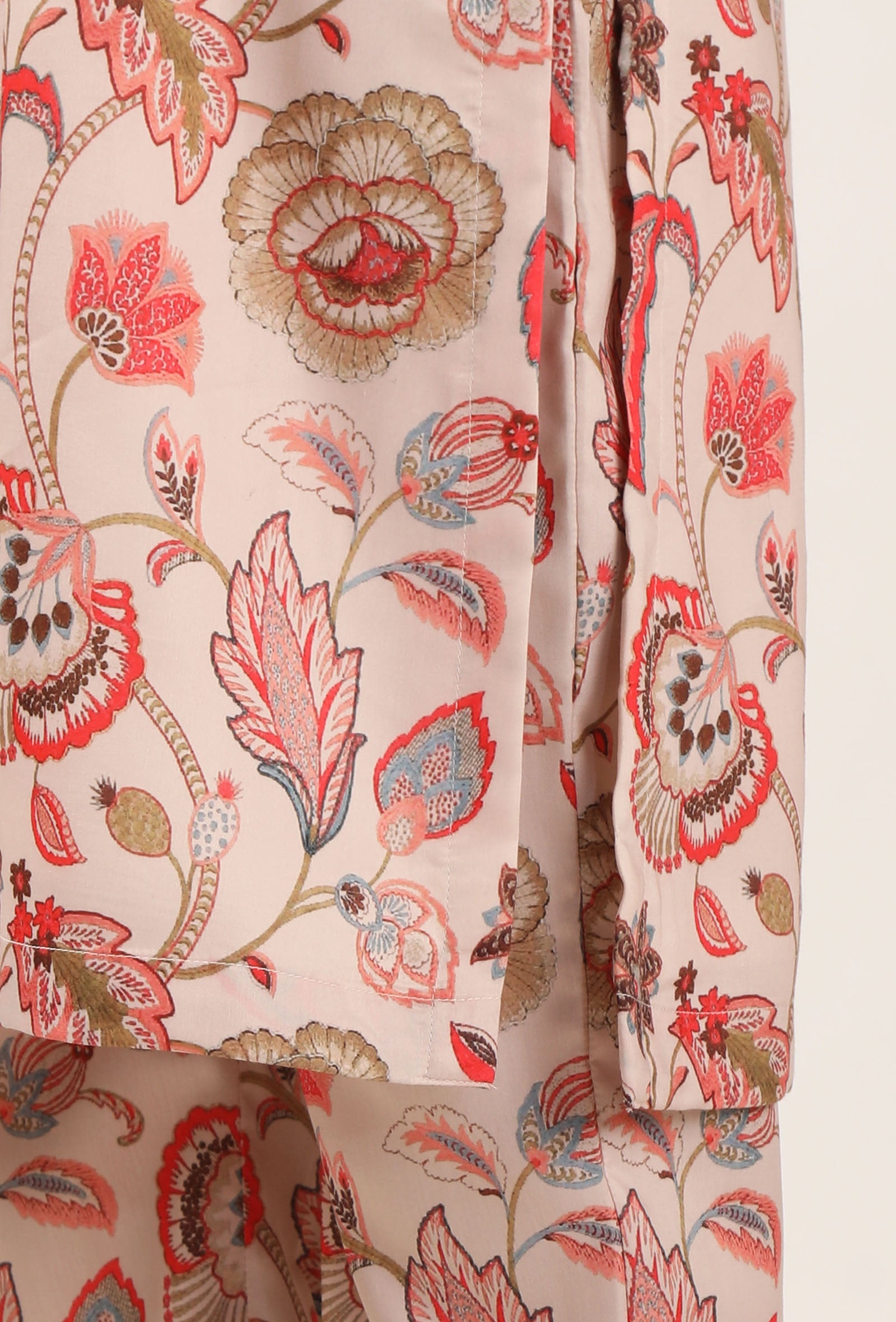 Ambi Floral Chintz Sleeveless Straight Kurta