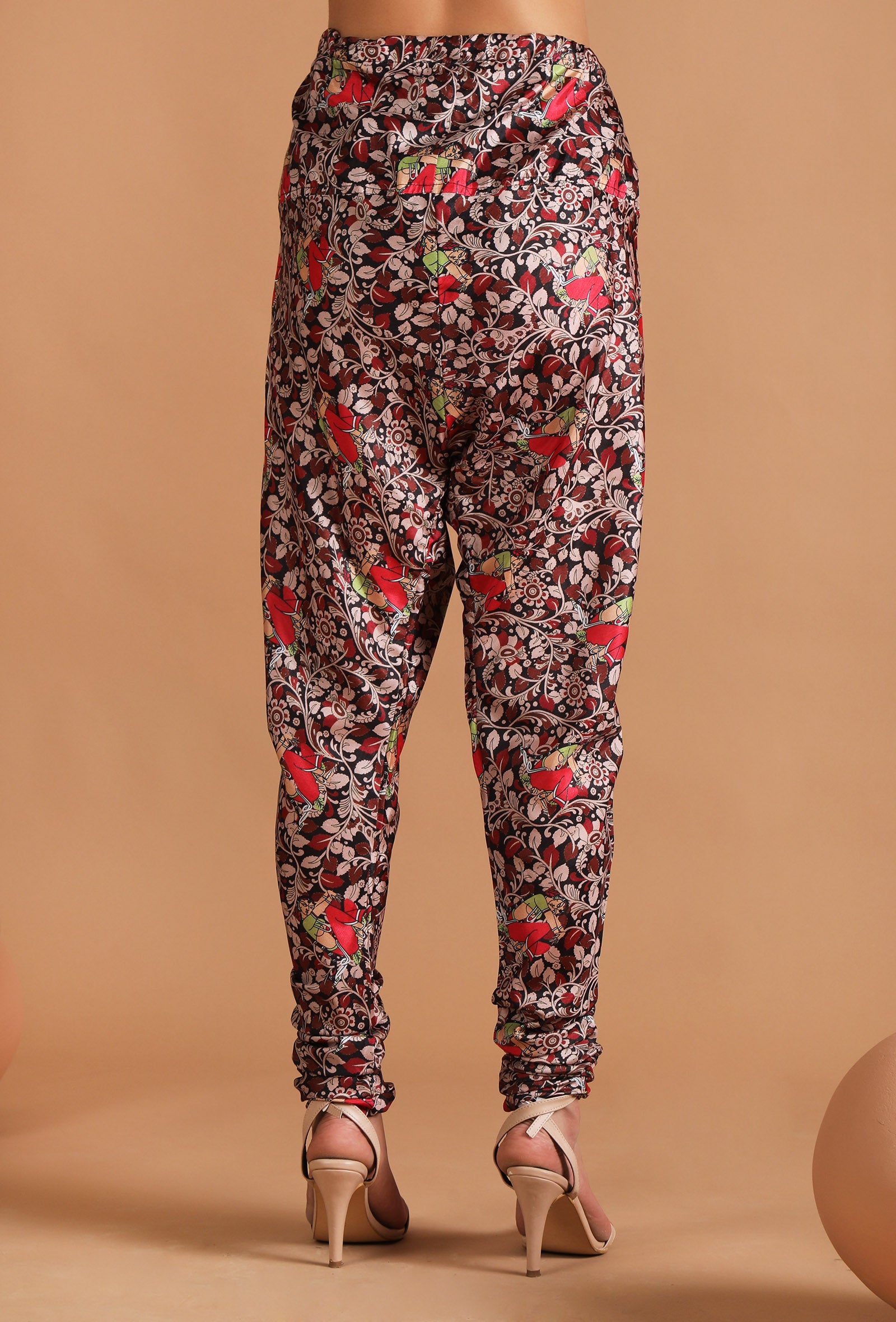 Aarna Allover Kalamkari Chooridar