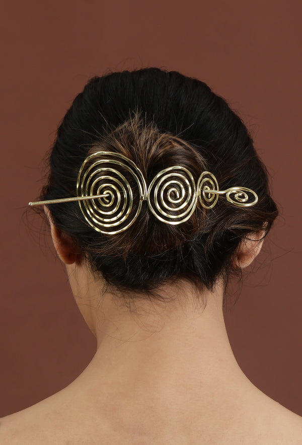 Golden Triveni Spiral Brass Juda Pin