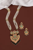 Rajsi Emerald Pearl Pendant Necklace Set
