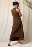 Button-loop detailed back kurta