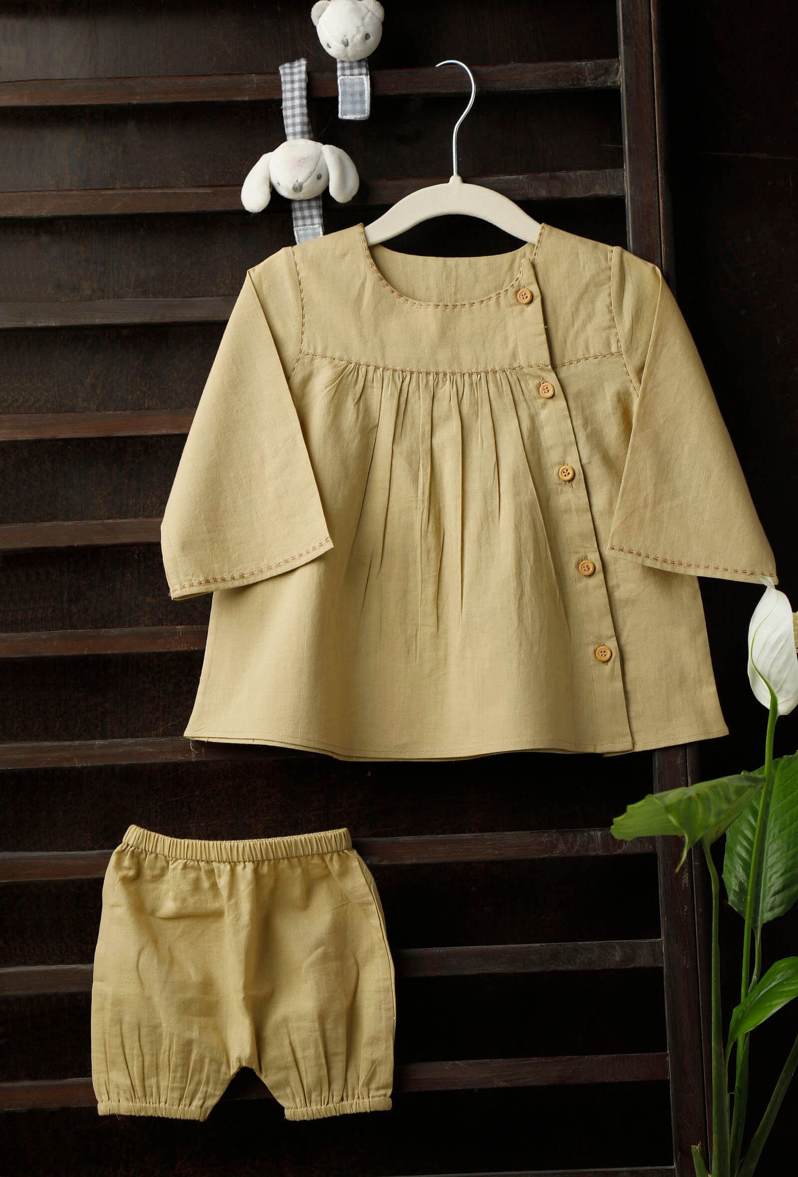 Beige Bamboo Fabric Side Placket Top And Shorts