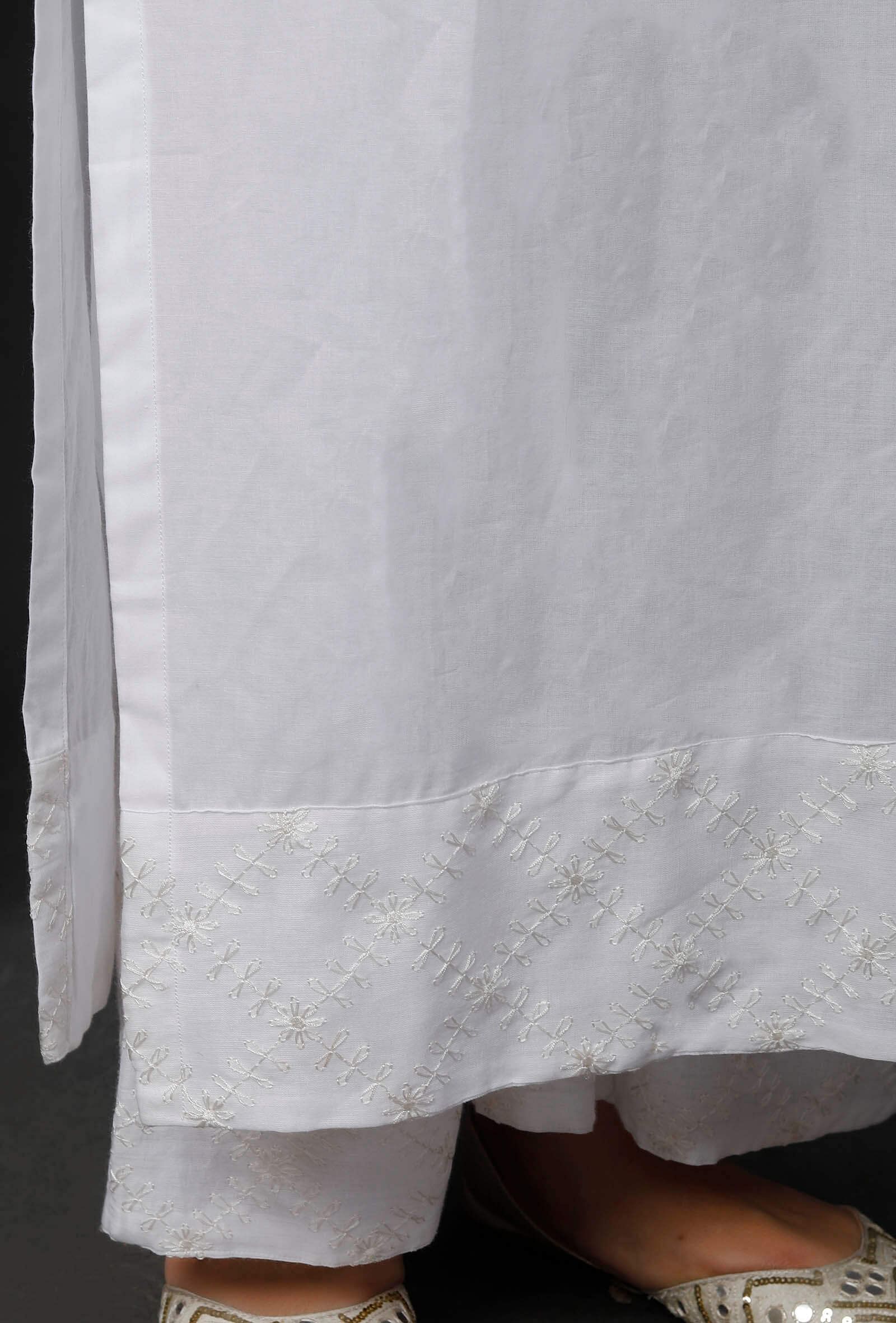 Embroidered Straight White Cotton Kurta