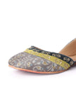 Beige Ajrak Jutti
