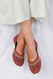 Red Contrast Ajrak Jutti