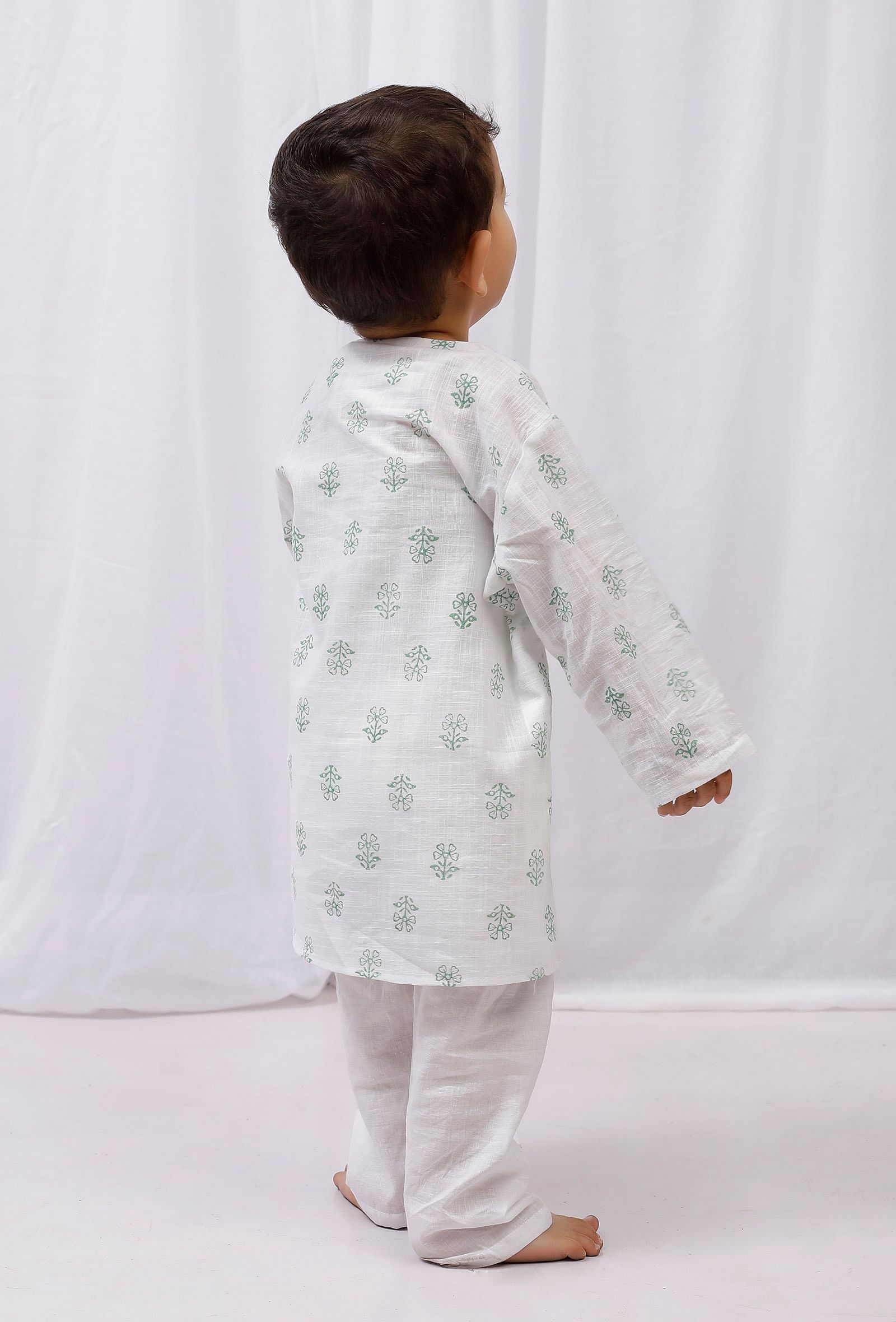 Set of 2: Green Hand Block Printed Cotton Kurta and White Pajama Set