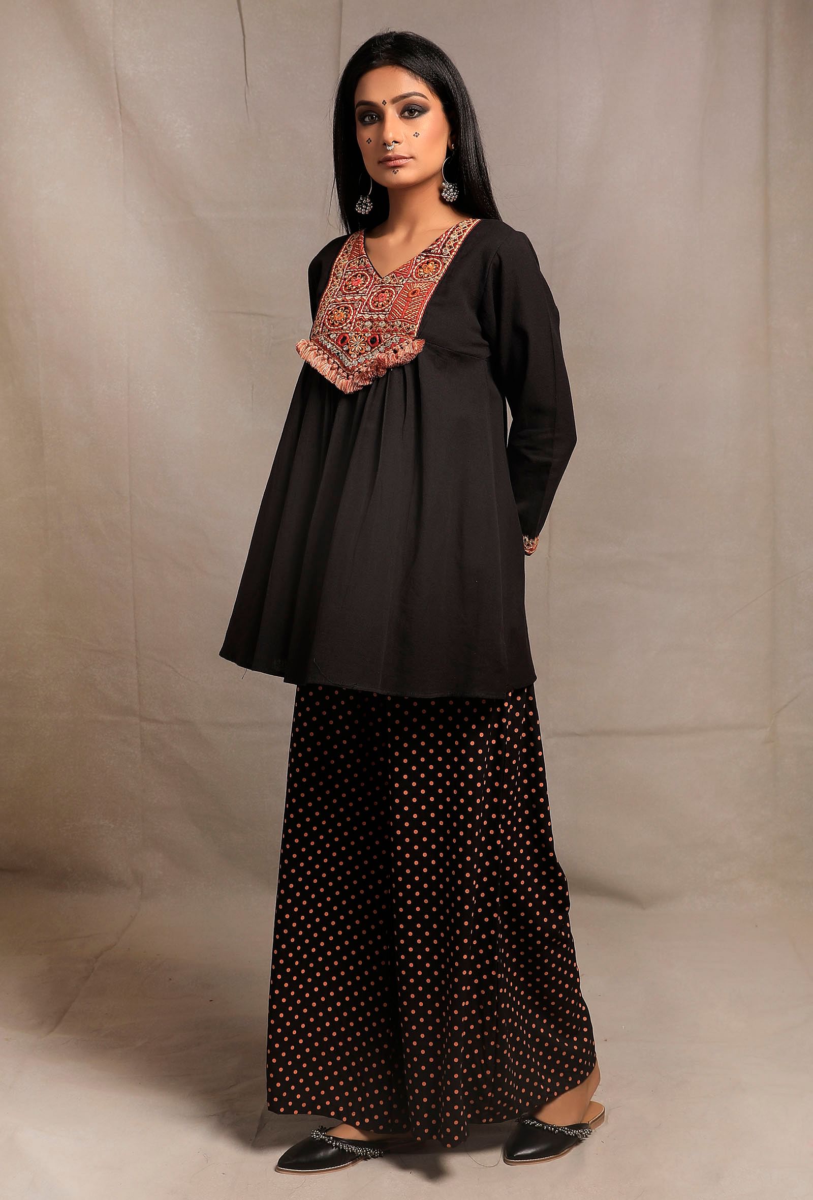 Set of 2 Black Front Embroidered Gathered Short Kurta with Black