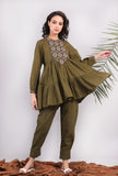 Set of 2: Olive Green Kantha Embroidered Kurta with Solid Olive Green Cuffed Pants