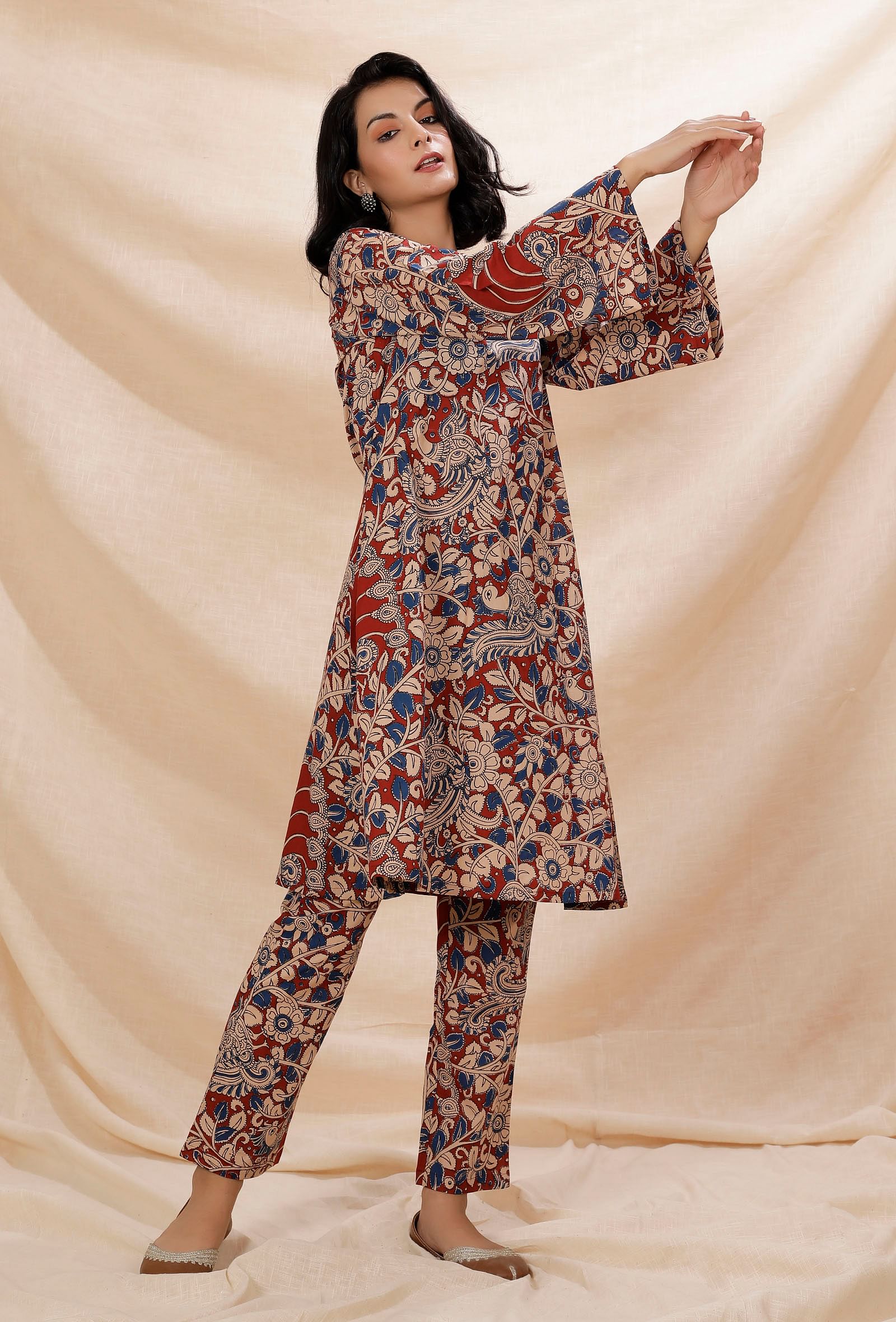 Price-995+shipping Beautiful cotton printed and embroidered kurta pant and  dupatta set | Kurta with pants, Summer cotton, Fashion