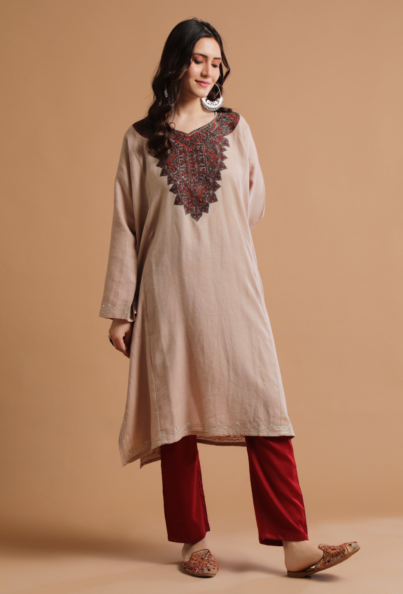 Heathered Grey Kashmiri Sozni Embroidery Phiran-Free Size