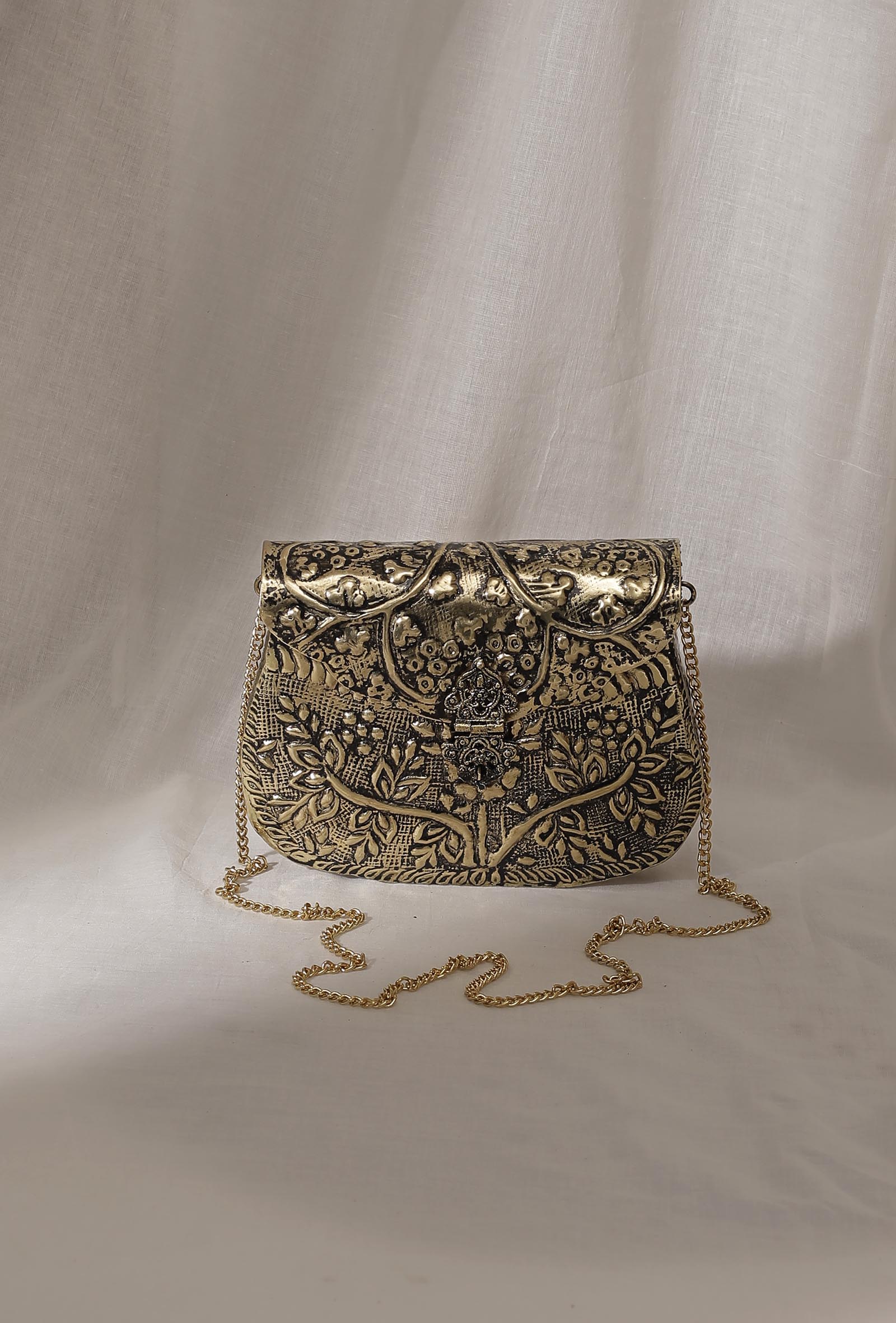 Golden Hand Carving Vintage Brass Metal Purse